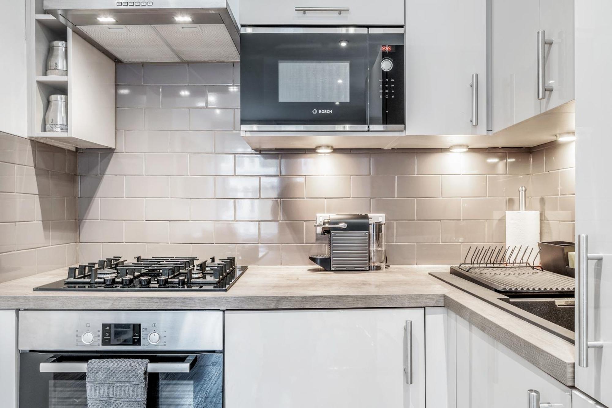 Bright & Modern 2-Bed Notting Hill Apartment Лондон Экстерьер фото
