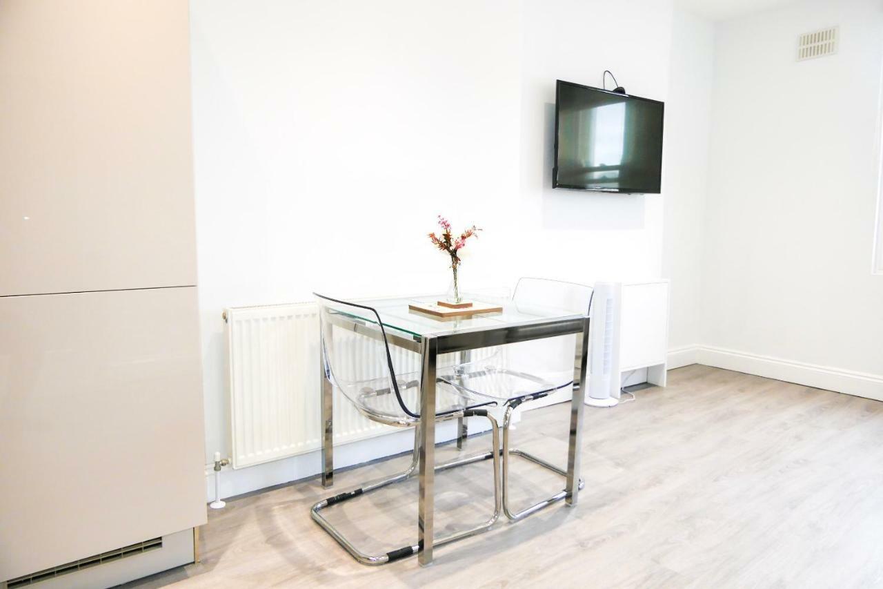 Bright & Modern 2-Bed Notting Hill Apartment Лондон Экстерьер фото