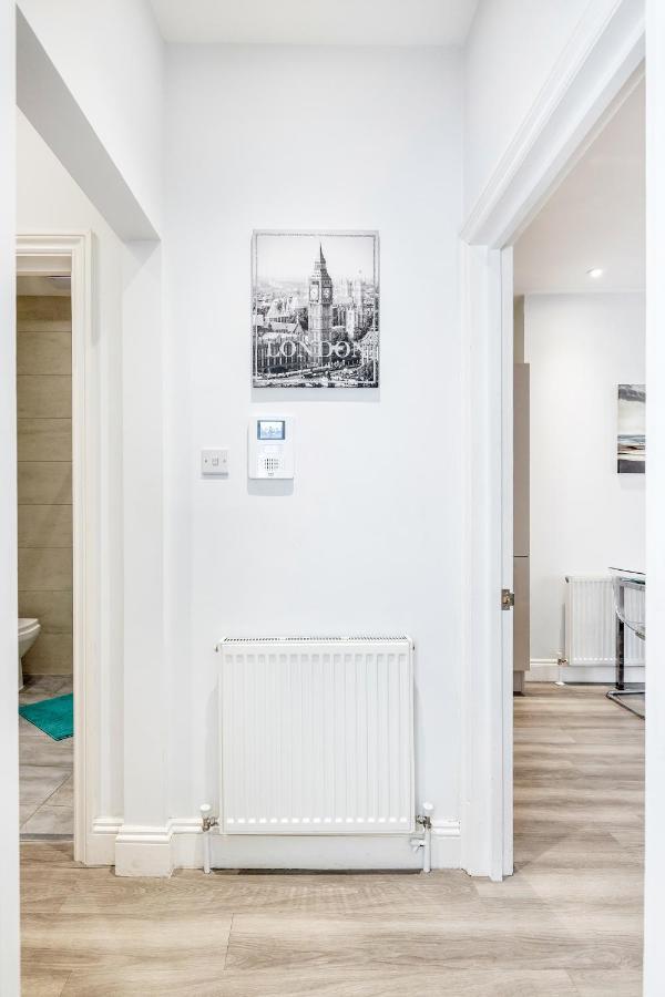 Bright & Modern 2-Bed Notting Hill Apartment Лондон Экстерьер фото