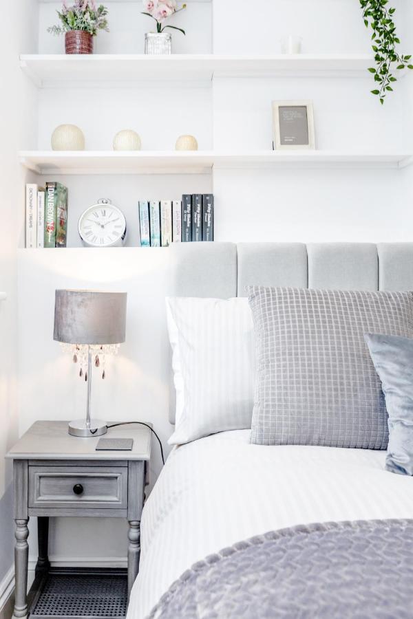Bright & Modern 2-Bed Notting Hill Apartment Лондон Экстерьер фото